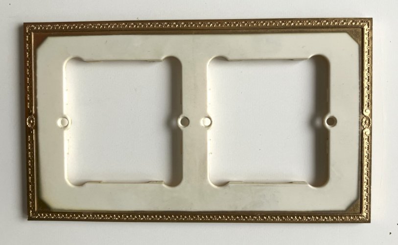 Cadre double plaque enjoliveur Legrand Chambord Prestige Louis XV occasion