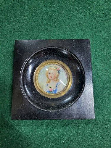 CADRE MEDAILLON MINIATURE SIGNE J CARRVE