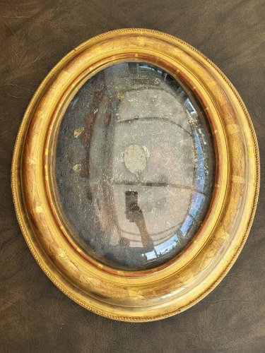 CADRE MEDAILLON VITRE BOMBEE LOUIS PHILIPPE DORE A LA FEUILLE