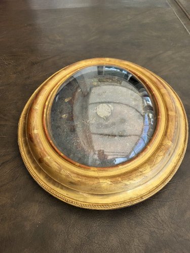 CADRE MEDAILLON VITRE BOMBEE LOUIS PHILIPPE DORE A LA FEUILLE