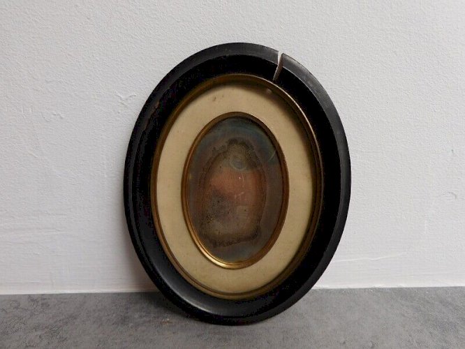 CADRE MINIATURE MEDAILLON PHOTO N°32