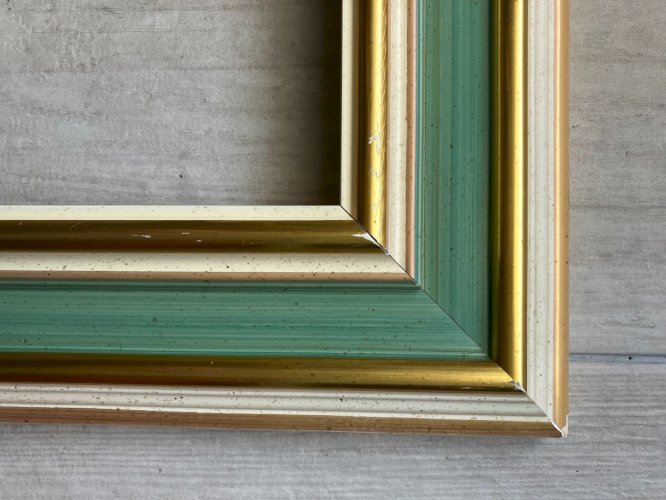 cadre tableau vert et or feuillure 30x24 cm