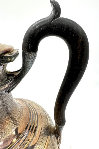 Cafetière ancienne XIXe Odiot & Bayol – métal argenté, anse bois, décor floral