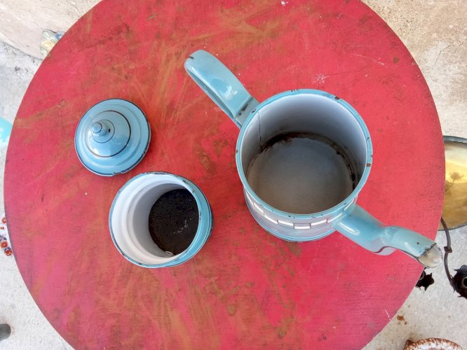 cafetière émaillée ancienne