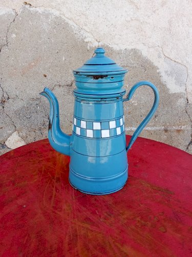 cafetière émaillée ancienne