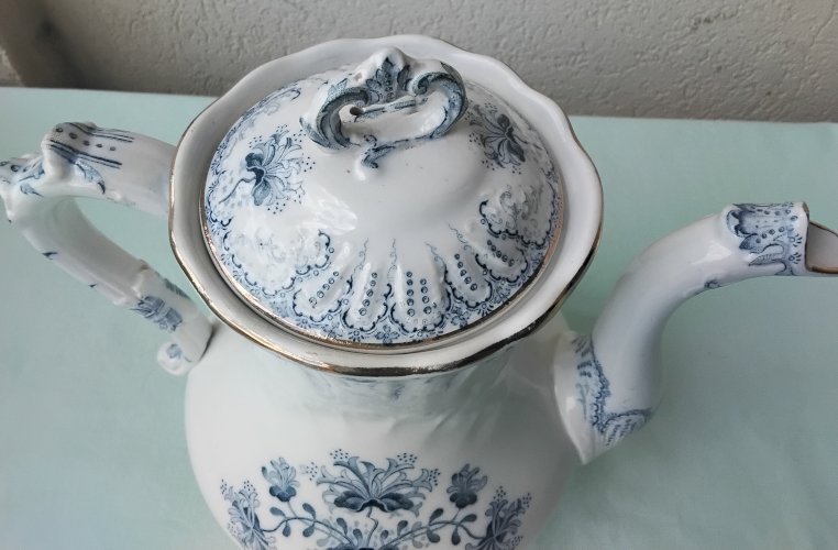 Cafetière en terre de fer 