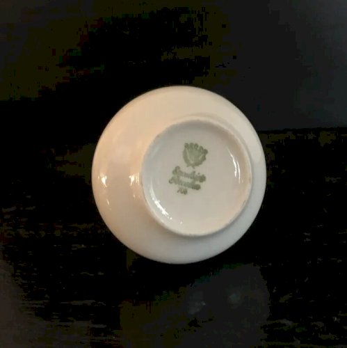 Cafetière et sucrier en porcelaine