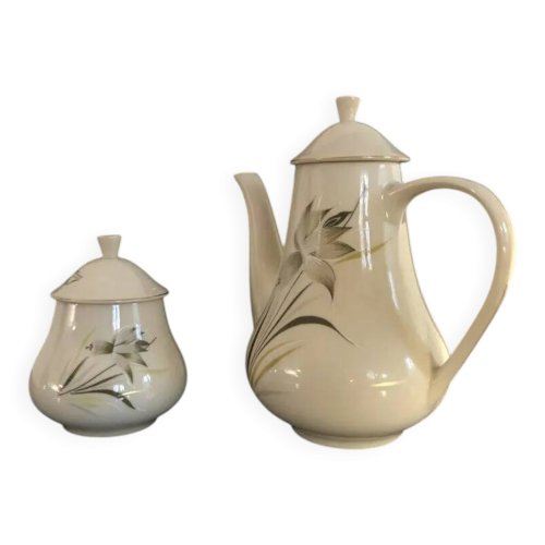 Cafetière et sucrier en porcelaine