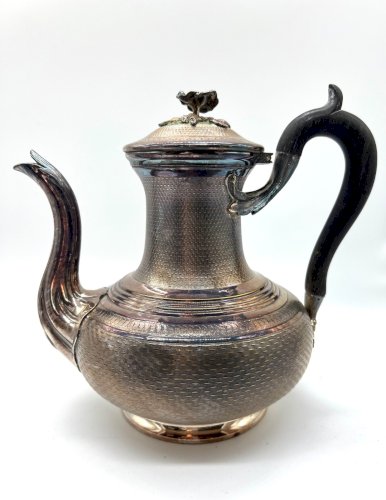 Cafetière Odiot & Bayol XIXe – Métal argenté guilloché – Anse bois – France