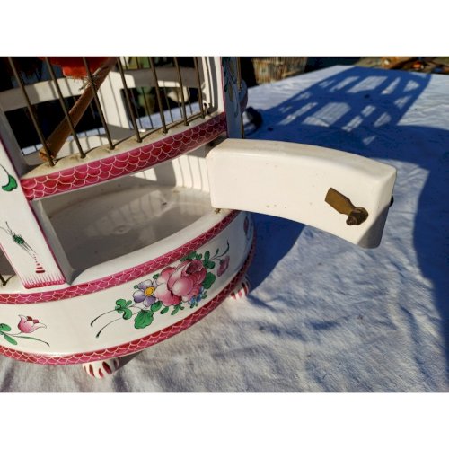 Cage à Oiseaux 19 éme en Faience de Lunéville