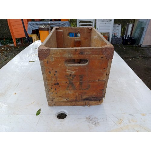 Caisse Bois Publicitaire des Brasseries dIxelles