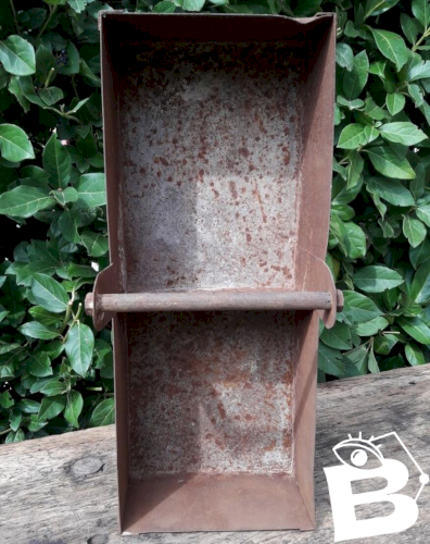 Caisse métal 2 compartiments outils ancienne