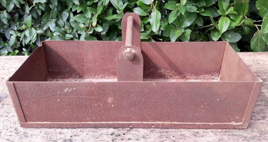 Caisse métal 2 compartiments outils ancienne