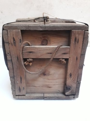 Caisse militaire L64,3xH27xP23,2 de munitions en bois