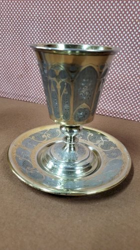 CALICE OU CIBOIRE EN ARGENT MASSIF VERMEIL POINCON MINERVE DE 212,68 GRAMMES