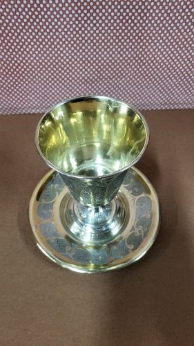 CALICE OU CIBOIRE EN ARGENT MASSIF VERMEIL POINCON MINERVE DE 212,68 GRAMMES