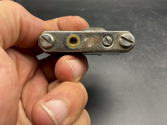 Camera Lighter - KKW - ESSENCE - 1940's Japan - Briquet MODEL ÉROTIQUE