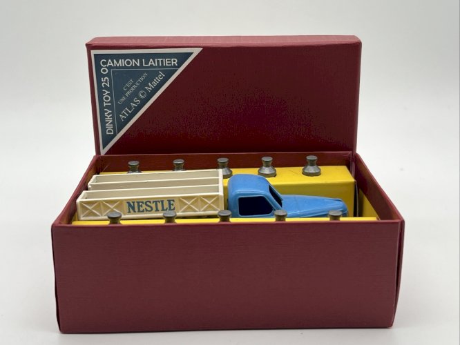 Camion Laitier 25 O 1/43 Dinky Toys Atlas