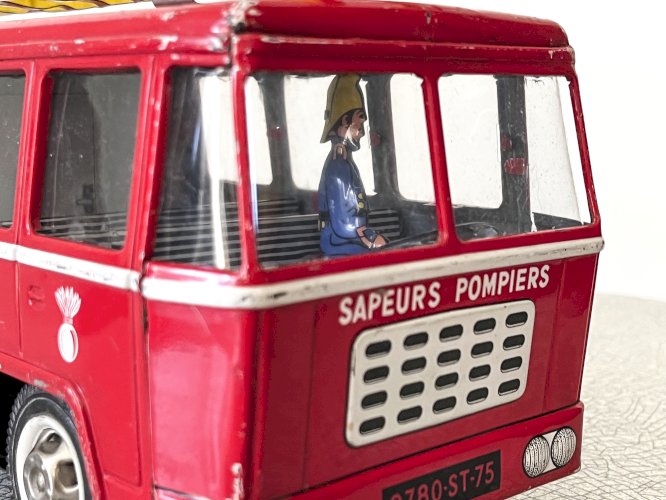 Camion Pompier Joustra en tôle, modèle n°644, jouet ancien