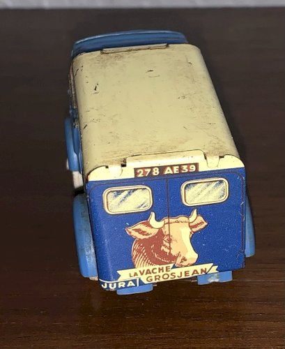 Camion sésame BERLIET  publicitaire LA VACHE GROSJEAN