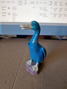 ceramic duck .. (no. 860)