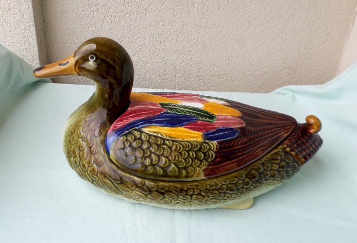 Canard en céramique