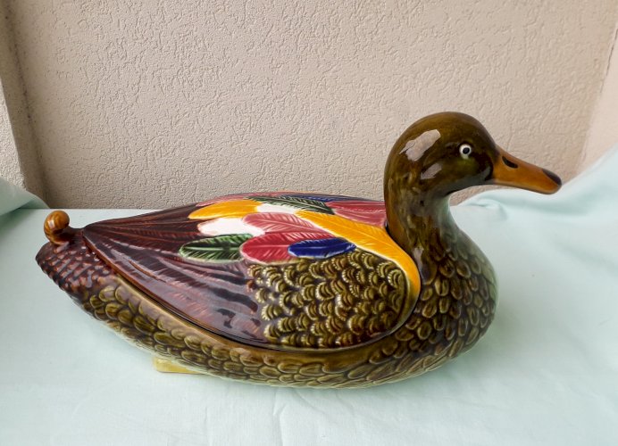 Canard en céramique
