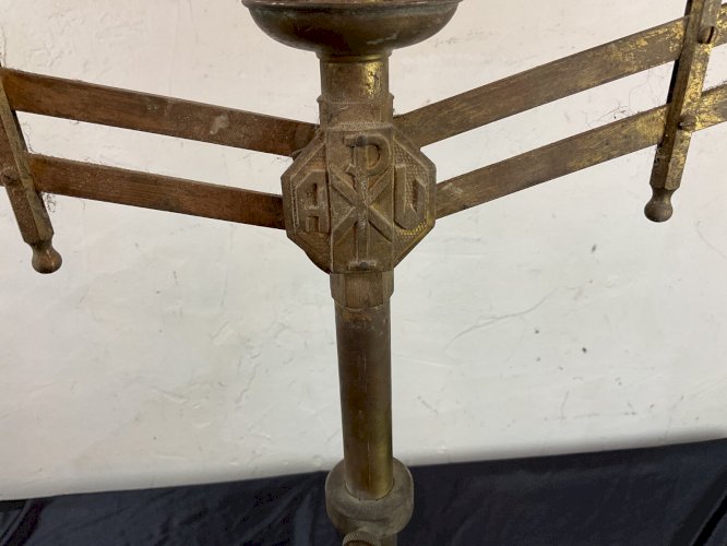 Candélabre d’église en laiton ajustable XIX Antic brass church altar candelabra