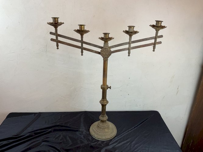 Candélabre d’église en laiton ajustable XIX Antic brass church altar candelabra