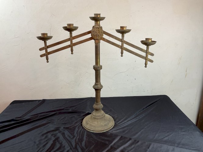 Candélabre d’église en laiton ajustable XIX Antic brass church altar candelabra