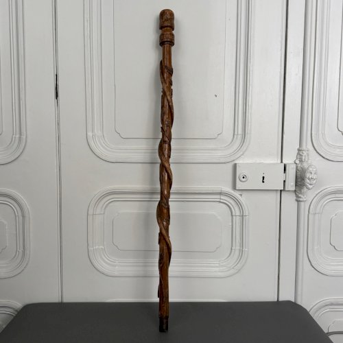 Canne en bois pommeau sculpté serpent Helling art populaire M3965