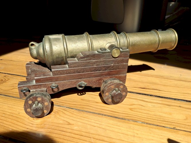 Canon en bronze reproduction grande taille 34 cm qualité