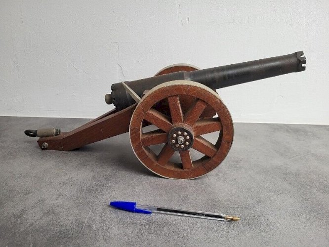 CANON MODELE REDUIT DE 50 CM DE LONG