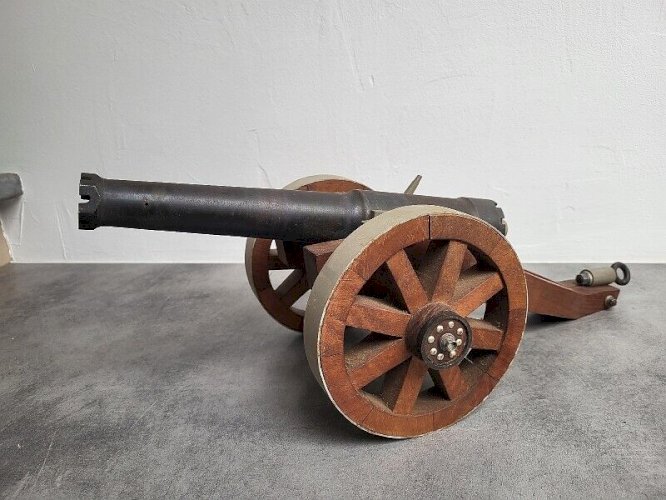CANON MODELE REDUIT DE 50 CM DE LONG