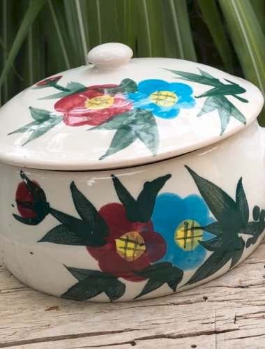 Caquelon peint à la main