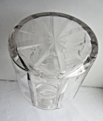 Carafe à alcool, verre brillant, propre, 10 facettes et 3 collerettes, Art Déco