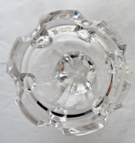 Carafe à alcool, verre brillant, propre, 10 facettes et 3 collerettes, Art Déco
