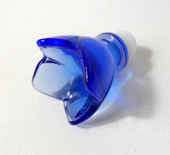 carafe à bouchon verre bleu cobalt Bormioli Rocco vintage