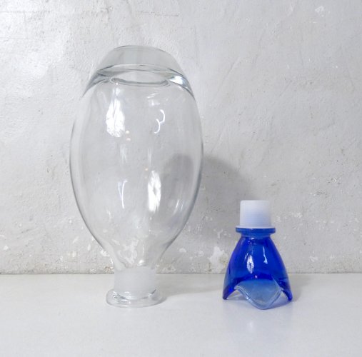 carafe à bouchon verre bleu cobalt Bormioli Rocco vintage