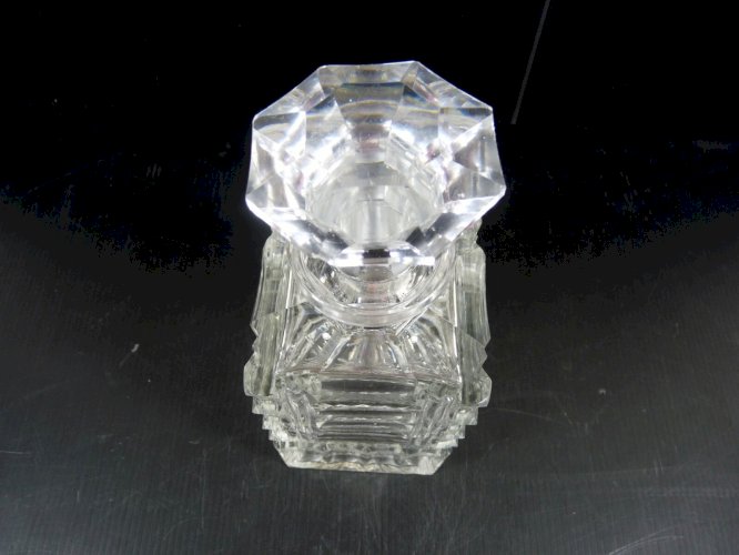 Carafe à Liqueur Cristal Taillé Baccarat