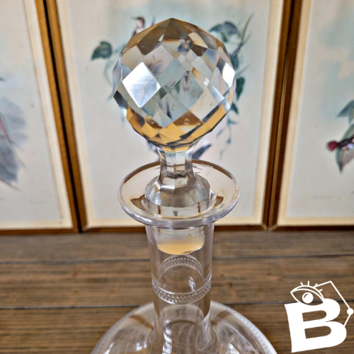 Carafe à vin en cristal guilloché (gravé) - début 1900