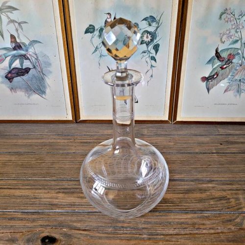 Carafe à vin en cristal guilloché (gravé) - début 1900