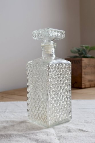 Carafe à whisky vintage en verre pressé