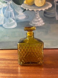 Carafe à whisky vintage en verre taillé