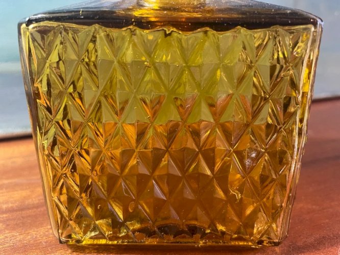 Carafe à whisky vintage en verre taillé