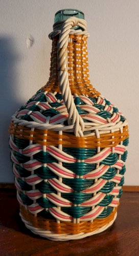 Carafe Bouteille Viresa en scoubidou tressé  1960's 70's Italie