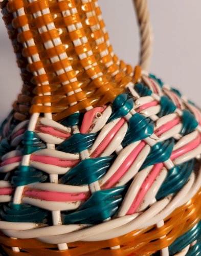 Carafe Bouteille Viresa en scoubidou tressé  1960's 70's Italie