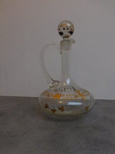 CARAFE EN CRISTAL DECOR A LA DORURE AVEC SON BOUCHON