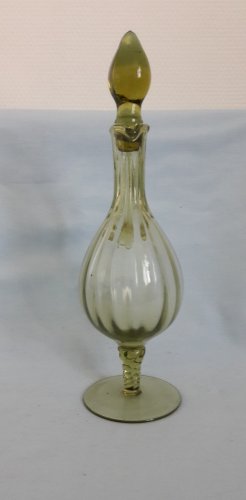 Carafe en verre à liqueur