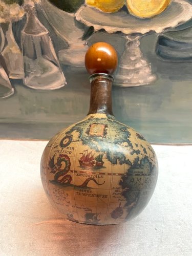 Carafe Italienne Vintage en cuir carte du vieux monde